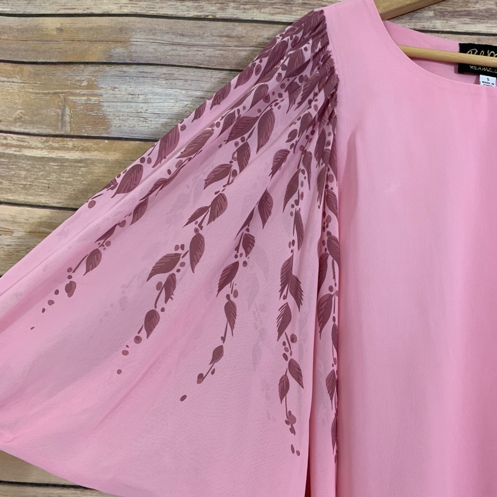 Bob Mackie Wearable Art Pink Peasant Sleeve Blouse Art to Wear Barbiecore - Picture 3 of 6